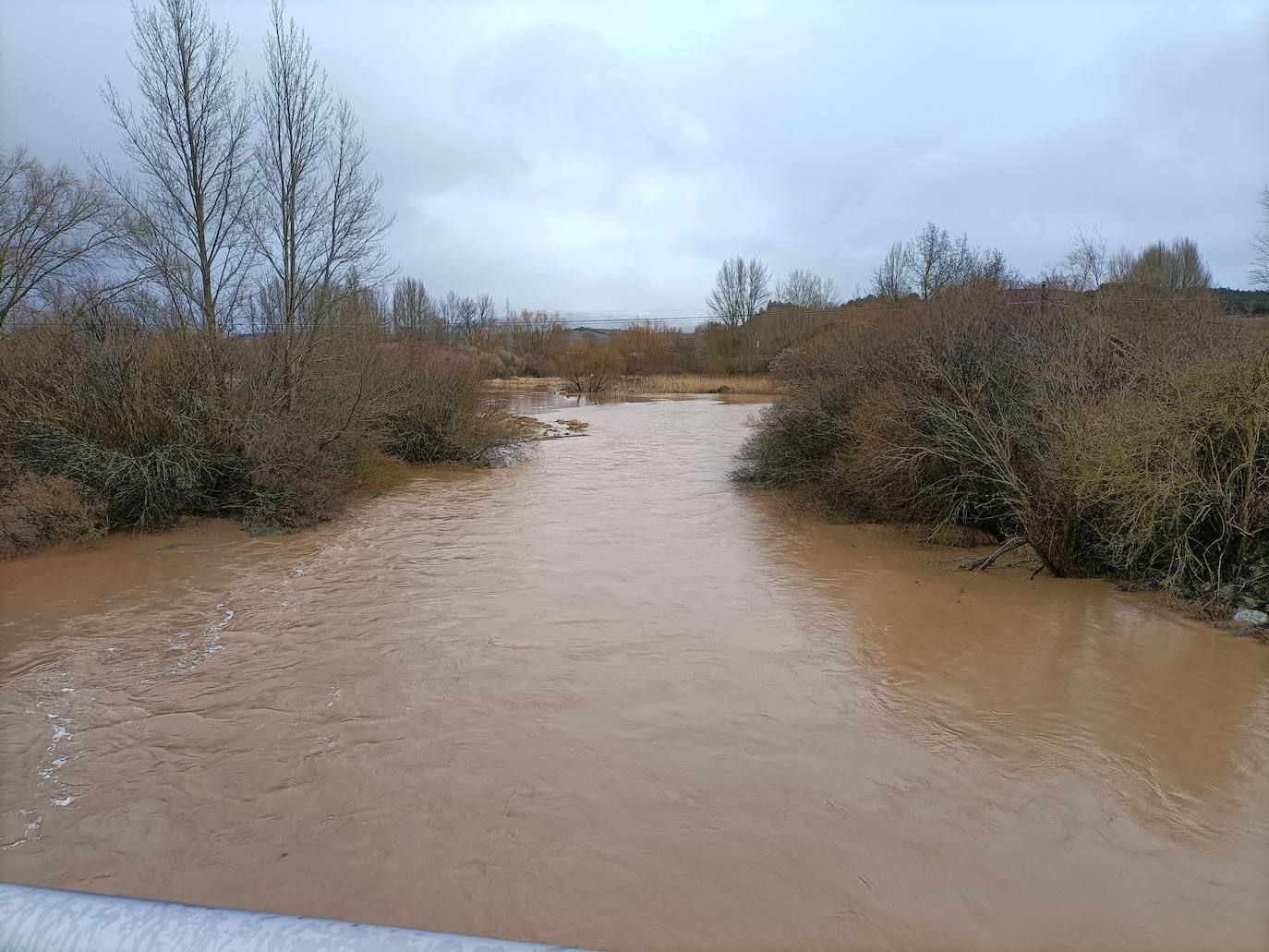 Alerta por la crecida de los ríos en Palencia