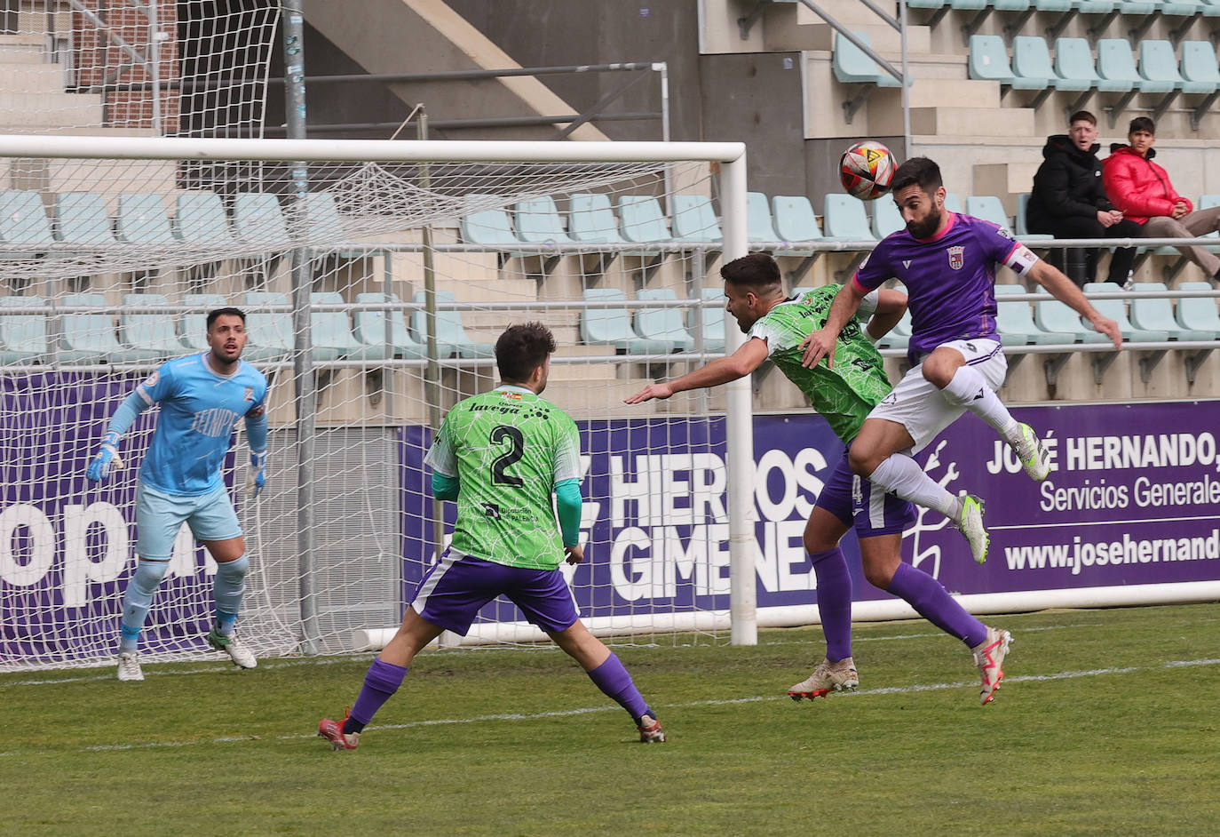 Empate sin goles en el derbi Palencia CF-Becerril