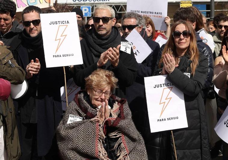 Concentración en Madrid para reclamar justicia por la muerte de Sergio Delgado.