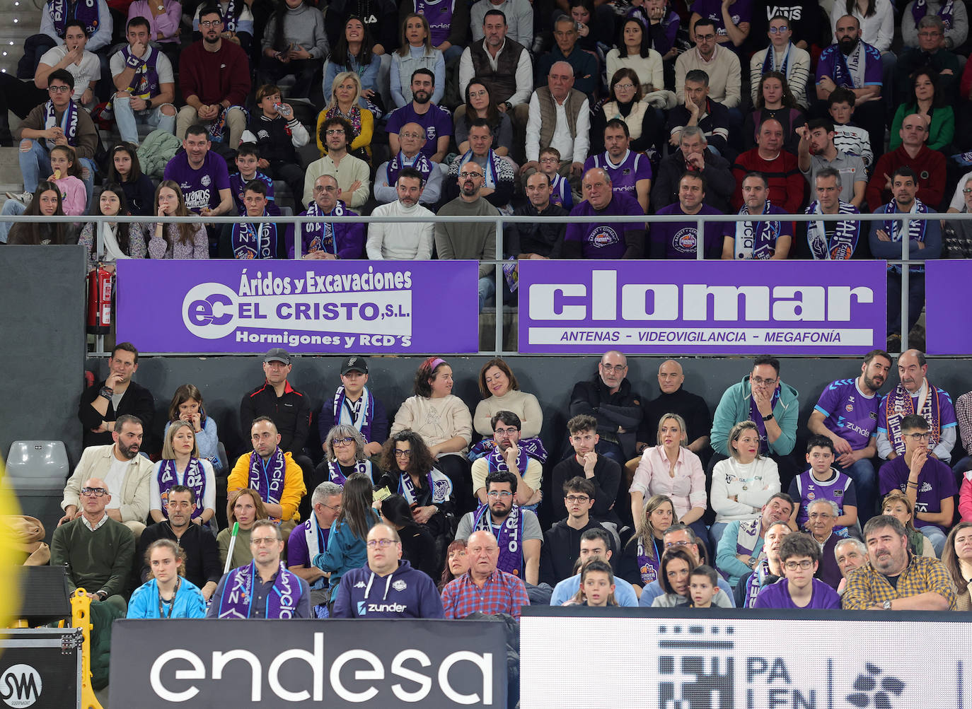 Búscate en el Pabellón en el partido del Zunder Palencia-Andorra