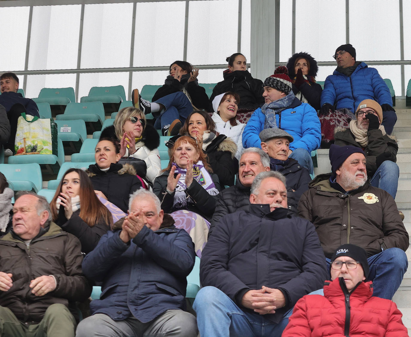 Búscate en las gradas en el derbi Palencia CF-Becerril