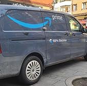 Condenan a Amazon a reconocer como trabajadores a 84 repartidores autónomos en Valladolid