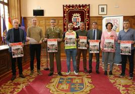 Presentación de la XIII Media Maratón en el Ayuntamiento de Palencia.