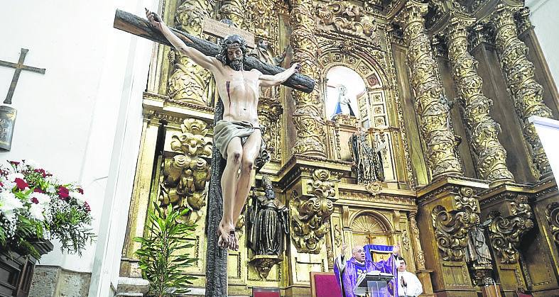 La nueva escultura en San Martín.