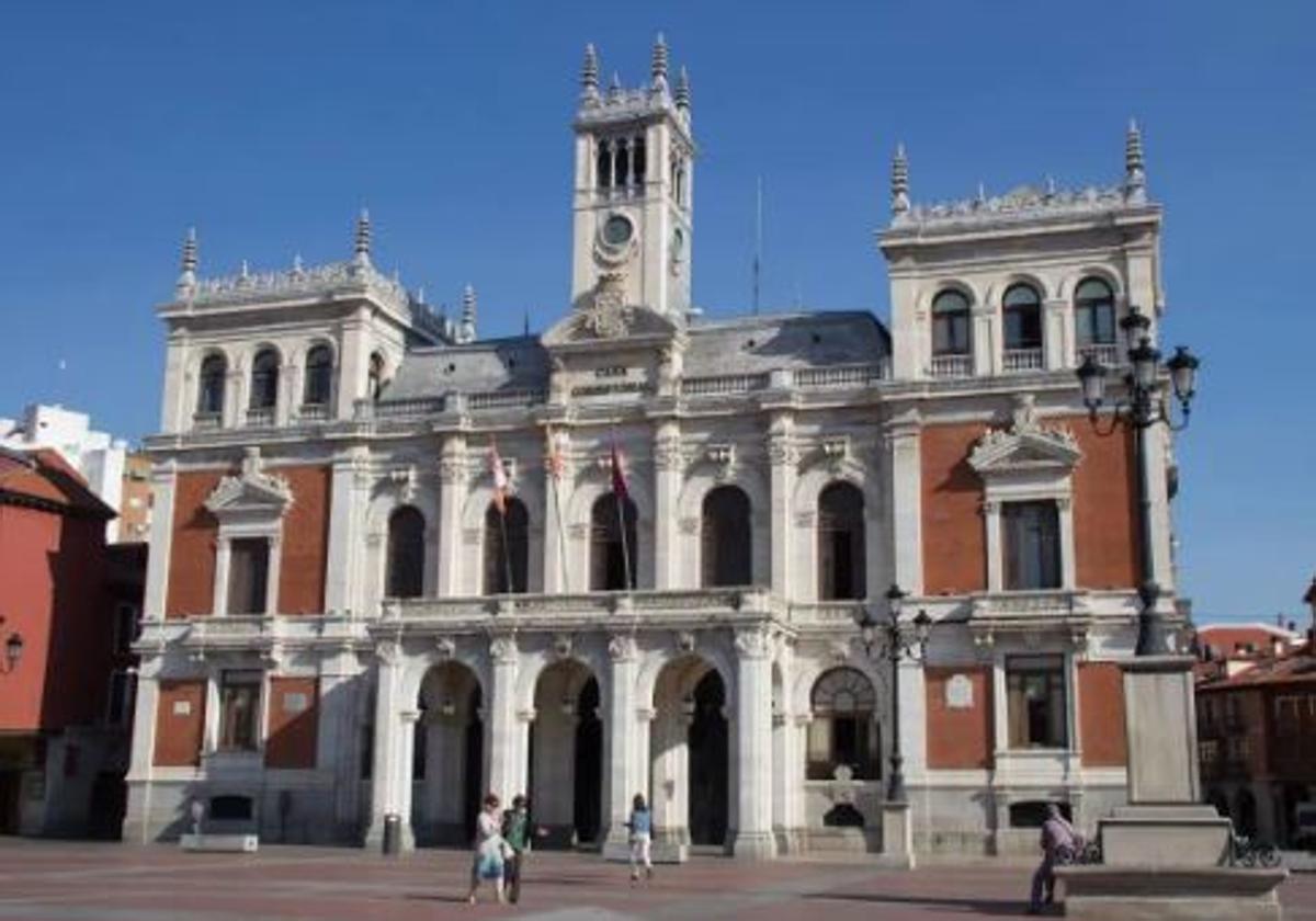 Fachada del Ayuntamiento de Valladolid, en una imagen de archivo.