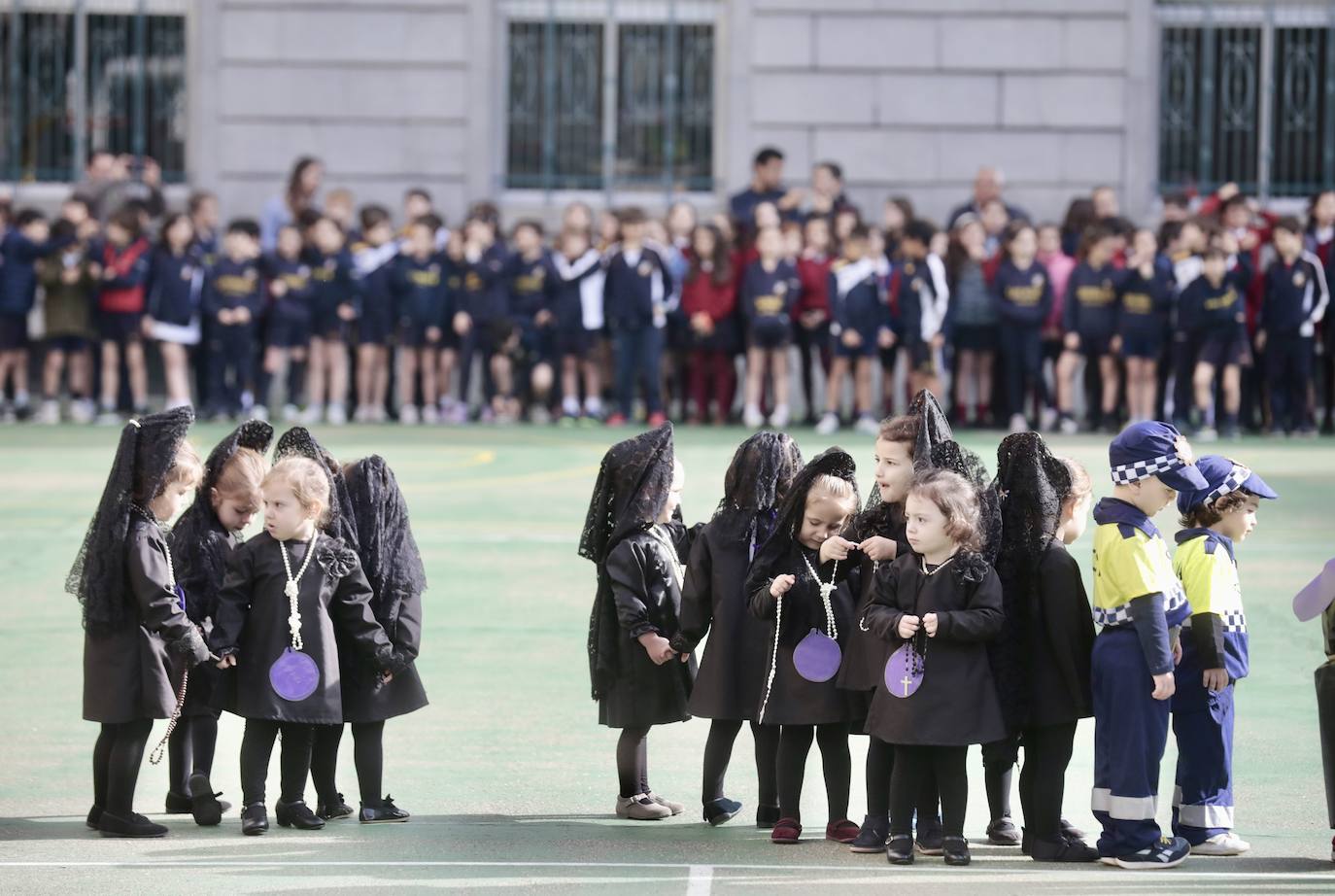 Fotografías de la Semana Santa infantil en el Colegio Lourdes
