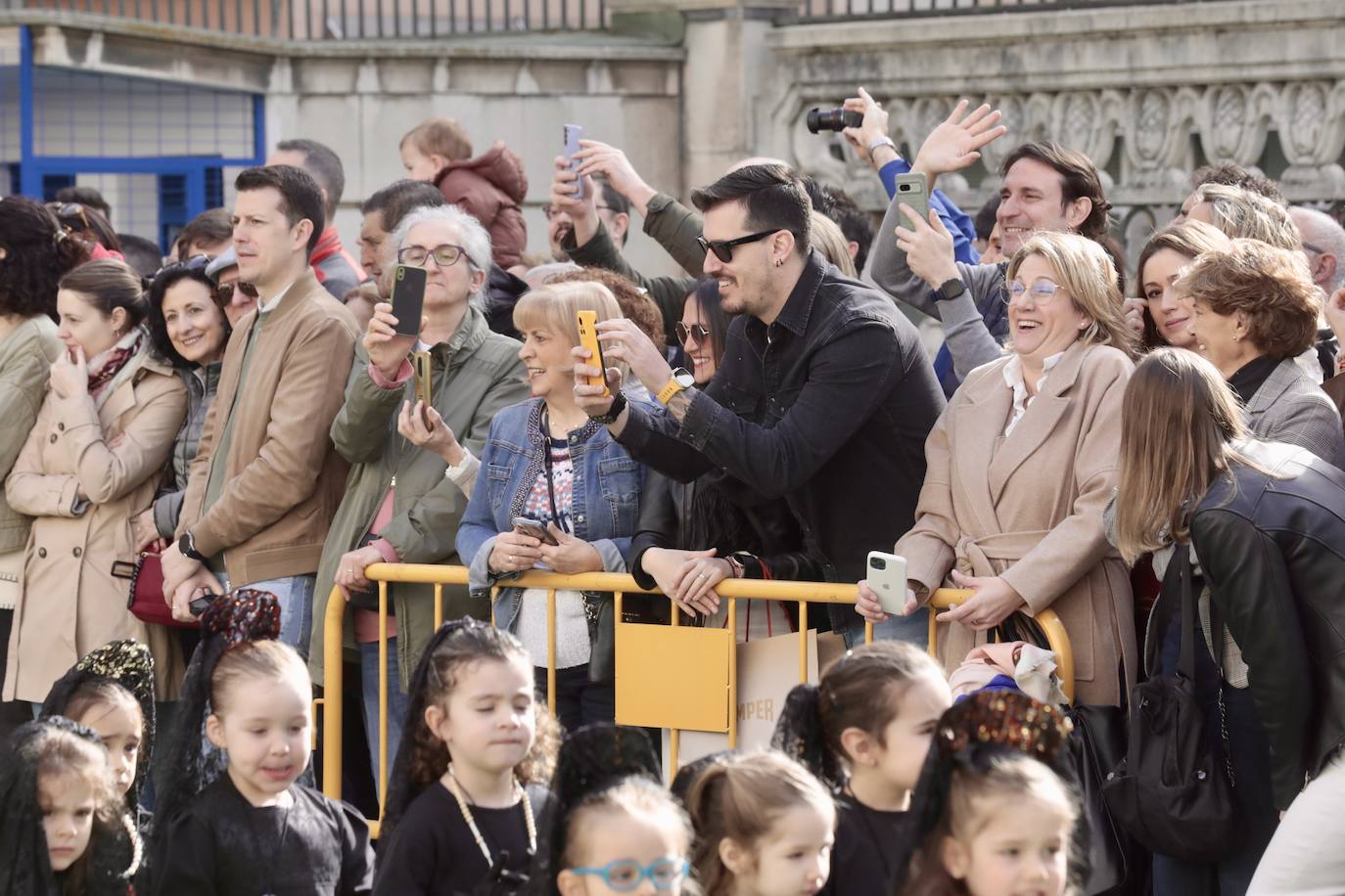 Fotografías de la Semana Santa infantil en el Colegio Lourdes