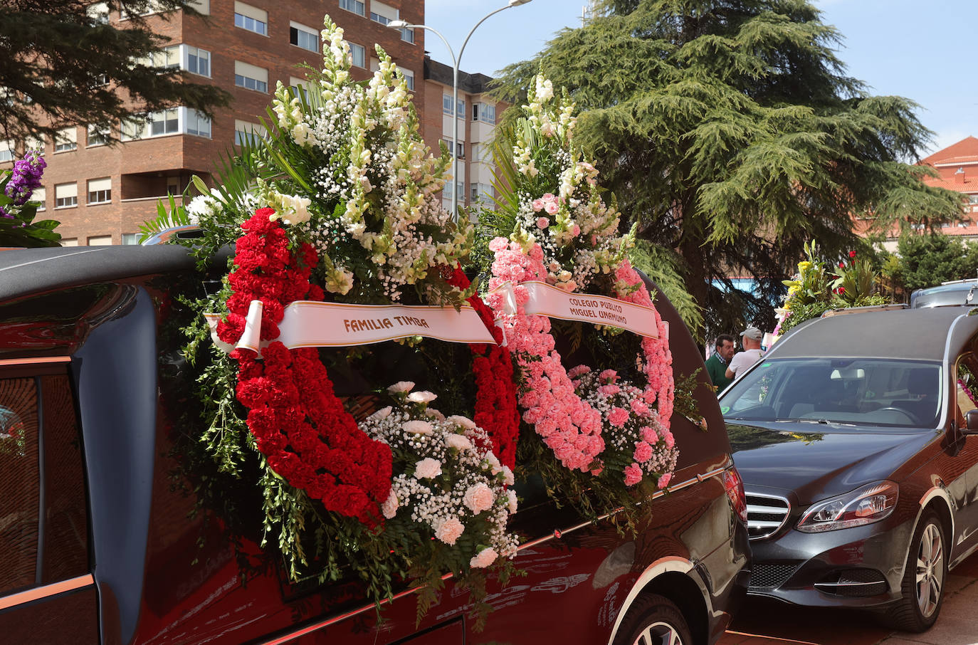 Multitudinario adiós a David Nieto