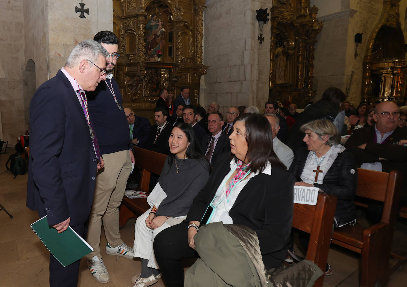 El pregonero pondera las fortalezas de la Semana Santa