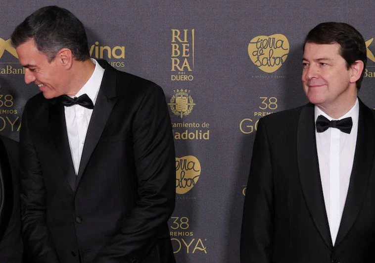 Pedro Sánchez y Alfonso Fernández Mañueco, en la reciente entrega de los Premios Goya en Valladolid.