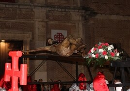 Cristo del Amor saliendo del Santuario de Nuestra Señora del Carmen