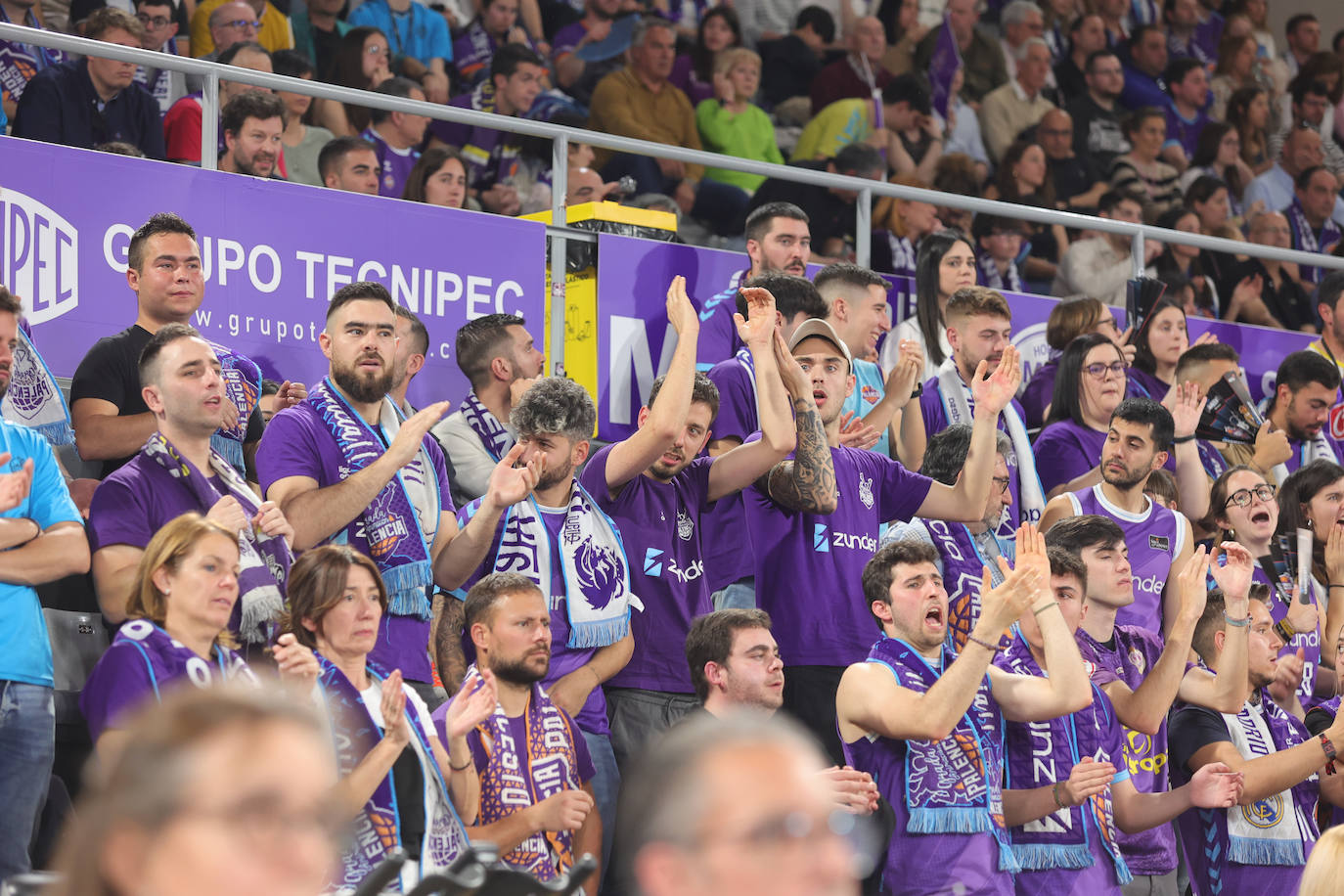 Así animó la afición palentina al Zunder ante el Real Madrid