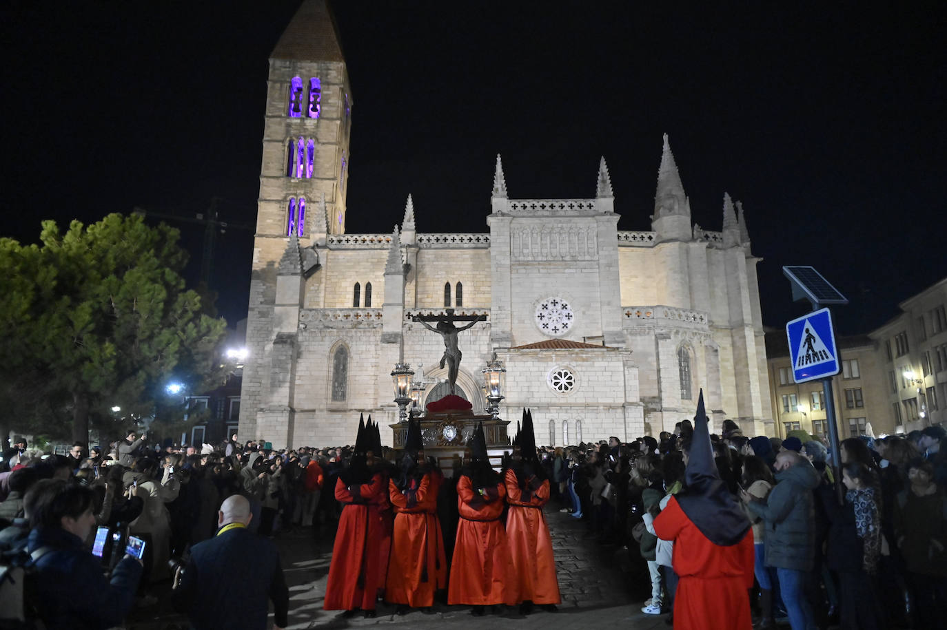 Las imágenes de la procesión de la Buena Muerte de Valladolid