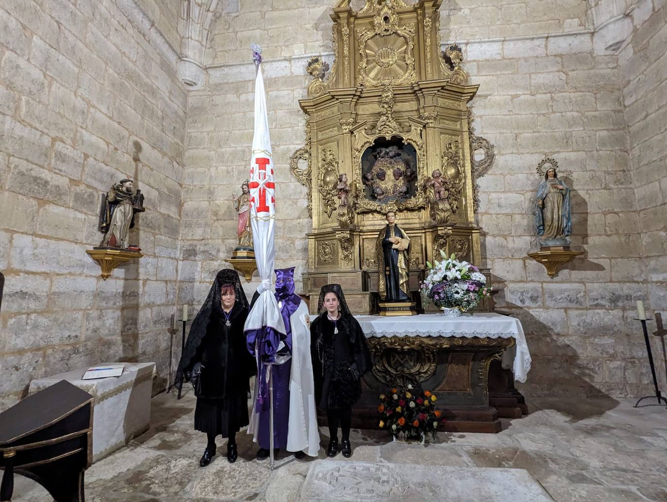 Las imágenes de la procesión del Rosario de Dolor en Torrelobatón