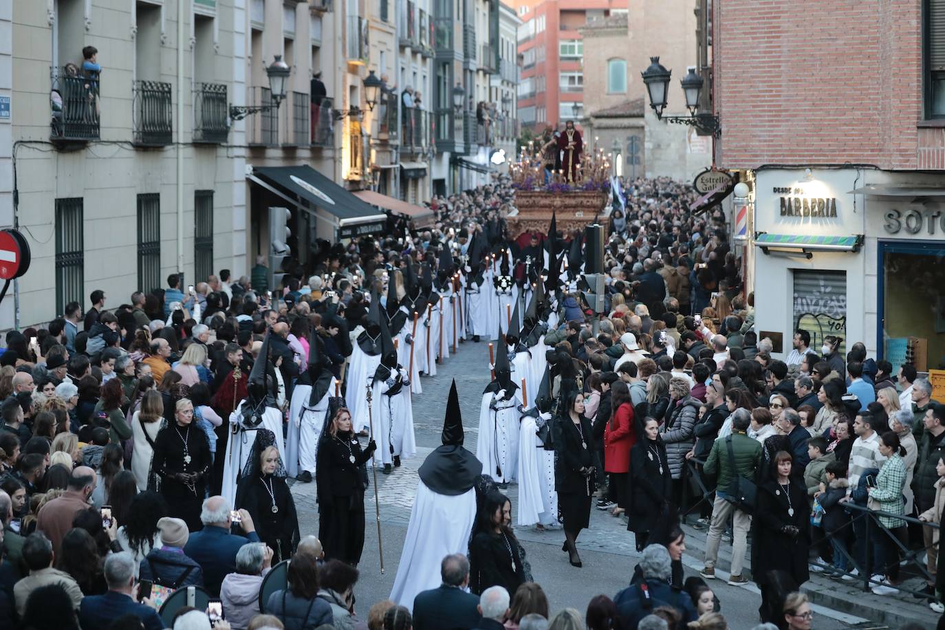 Procesión de Amor y Misericordia en la Semana Santa de Valladolid 2024