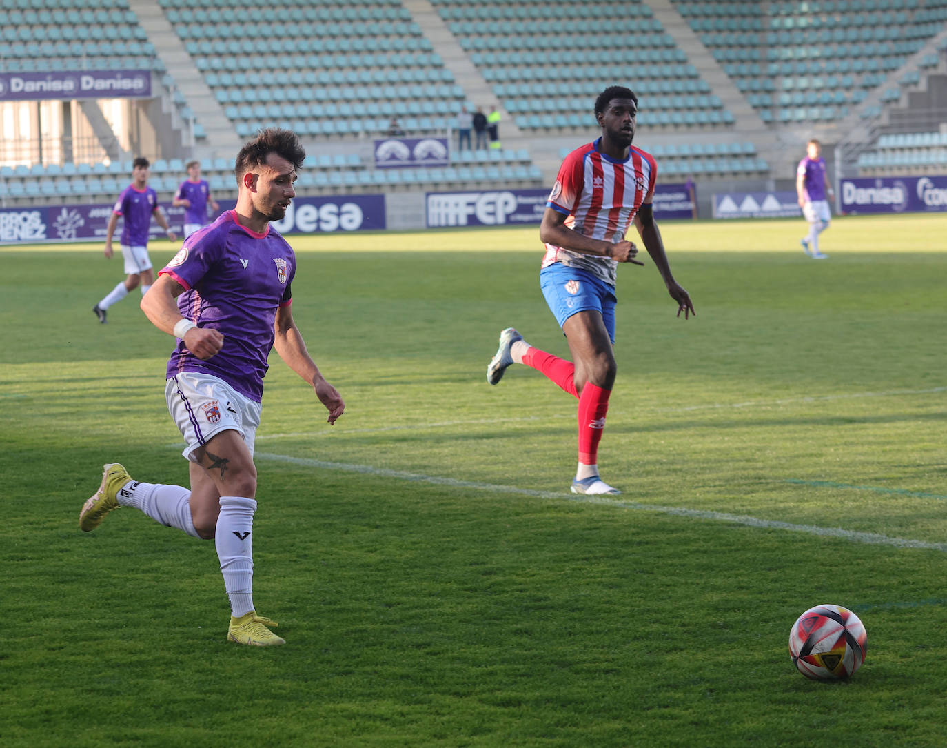 El Palencia CF se impone por la mínima al Bembibre