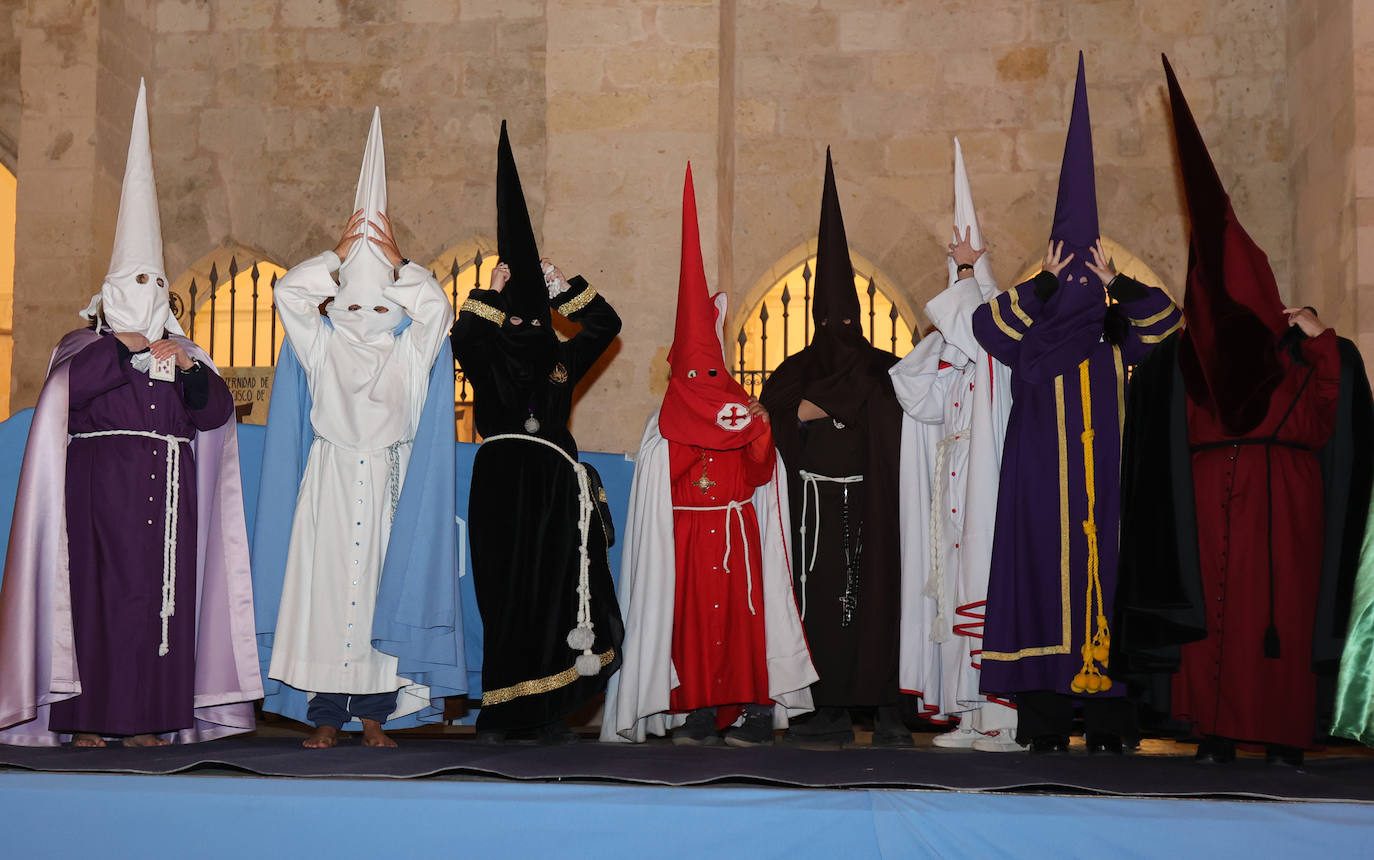 El acto de la vestición del Lunes Santo