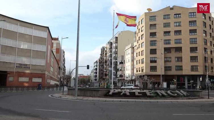 Viento racheado en la Plaza de España de Palencia