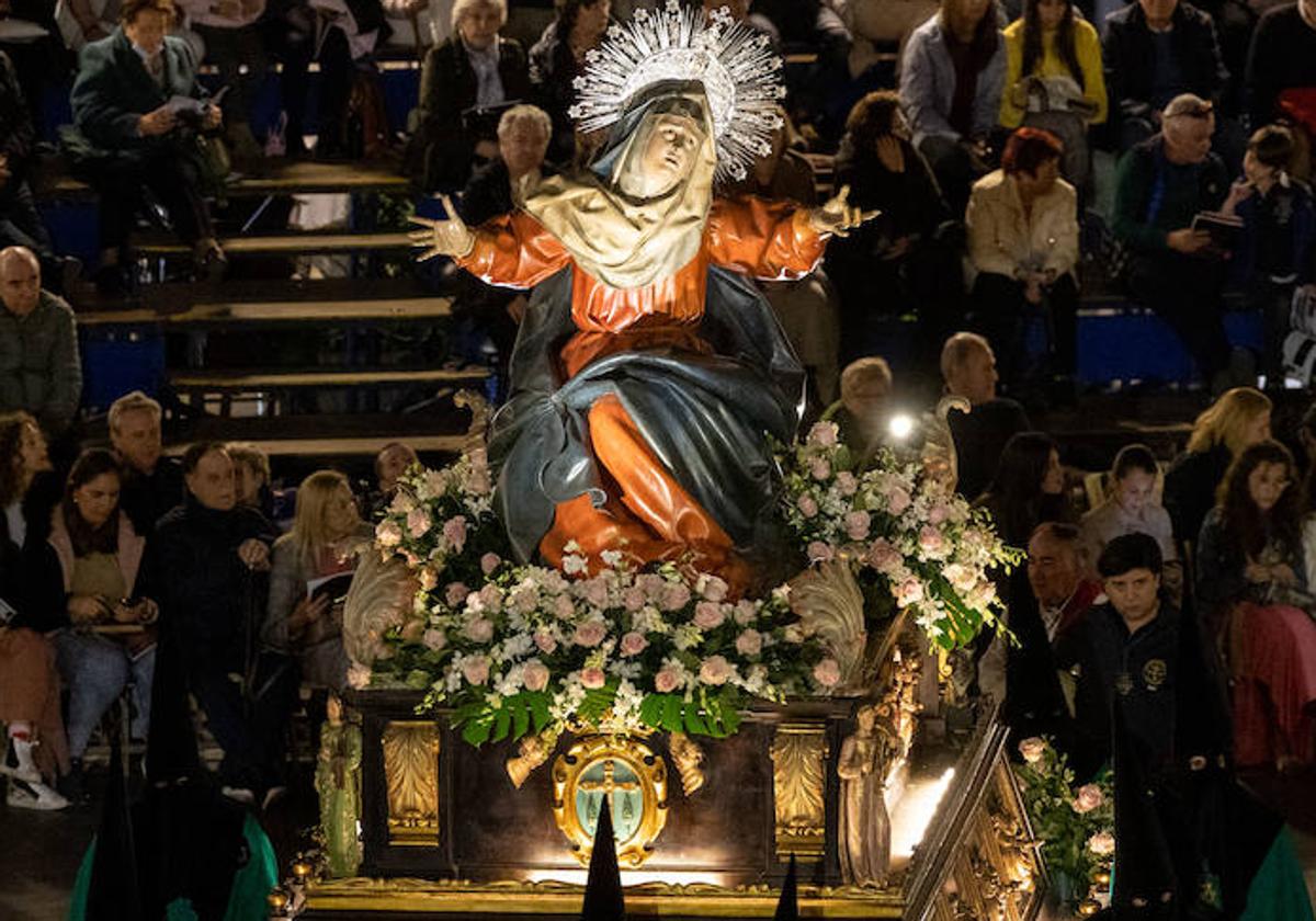 Dolorosa de la Vera Cruz de Gregorio Fernández.