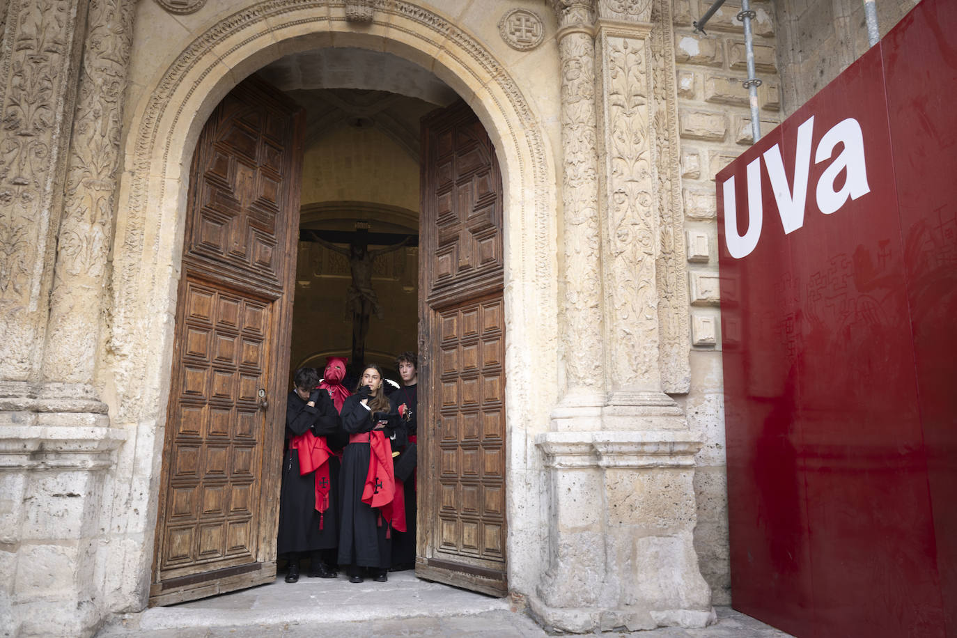 En imágenes, la suspensión de la procesión del Santísimo Cristo de la Luz