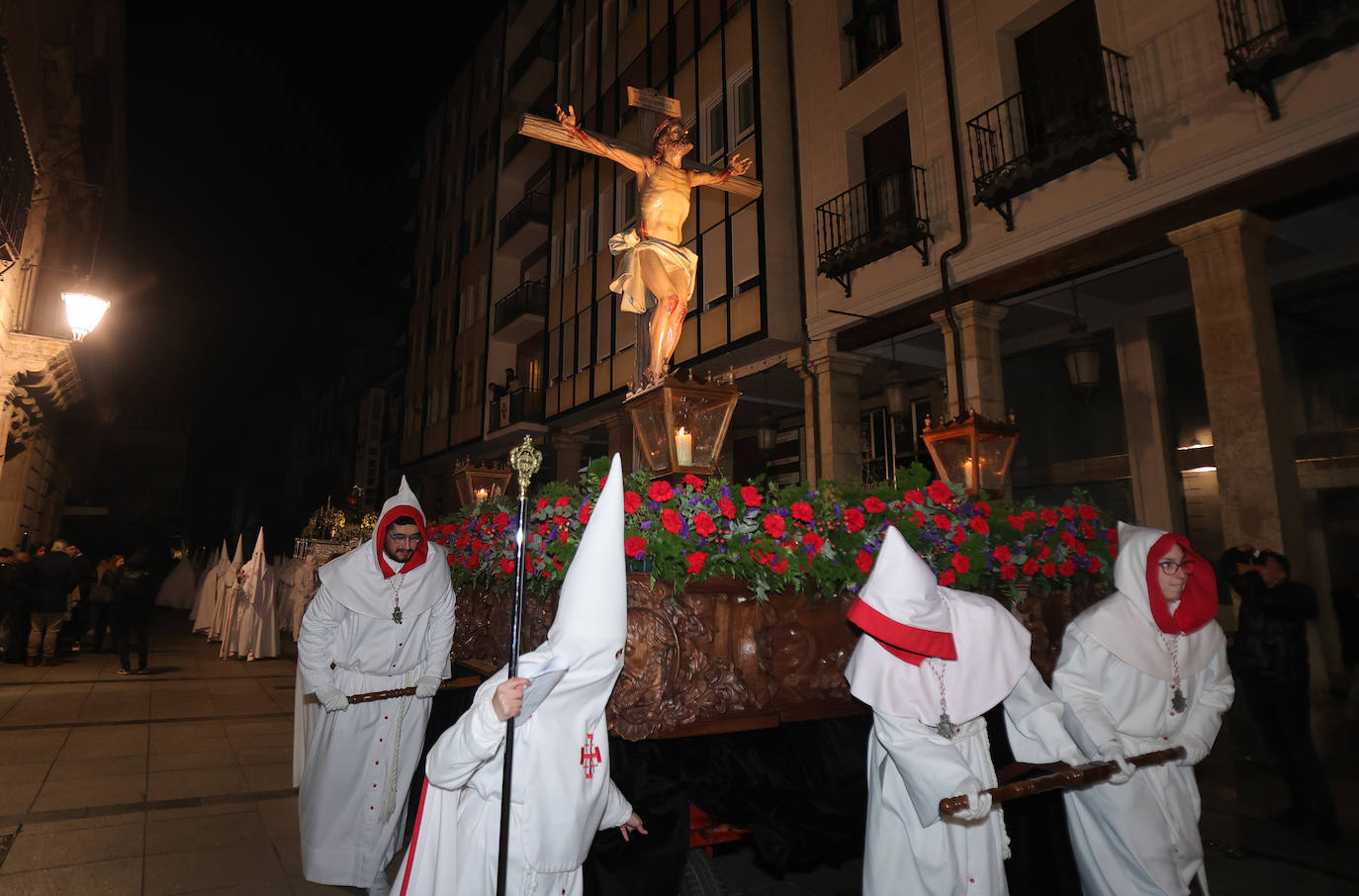 La Quinta Angustia peregrina en la madrugada de Palencia