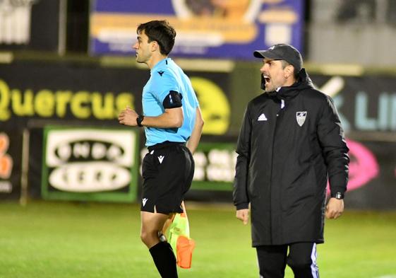 Ramsés Gil, durante el partido ante el Guadalajara.