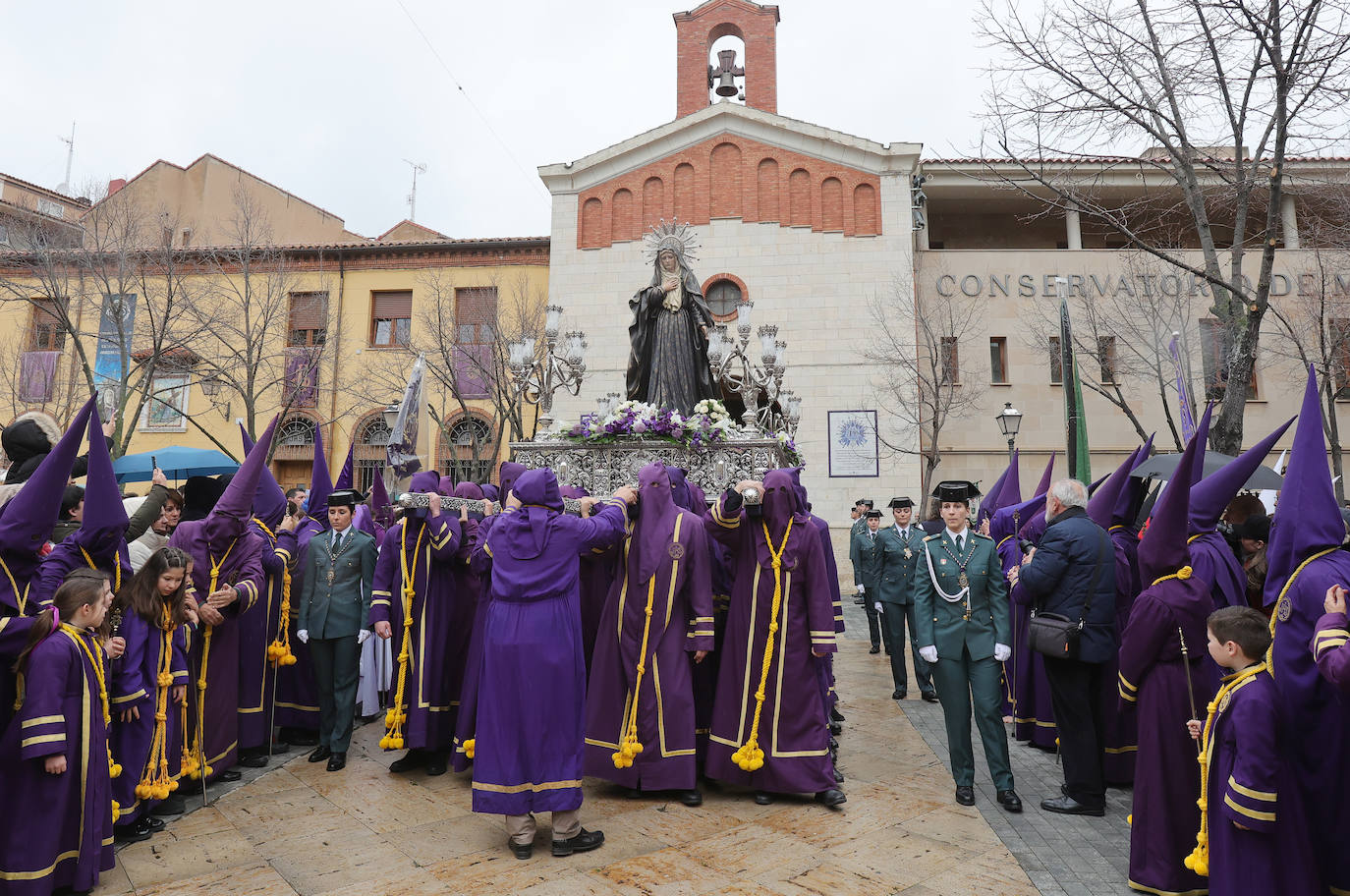 Los Nazarenos supenden la procesión de Los Pasos