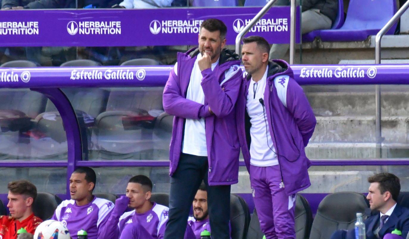 Las imágenes del partido entre el Real Valladolid y el Levante