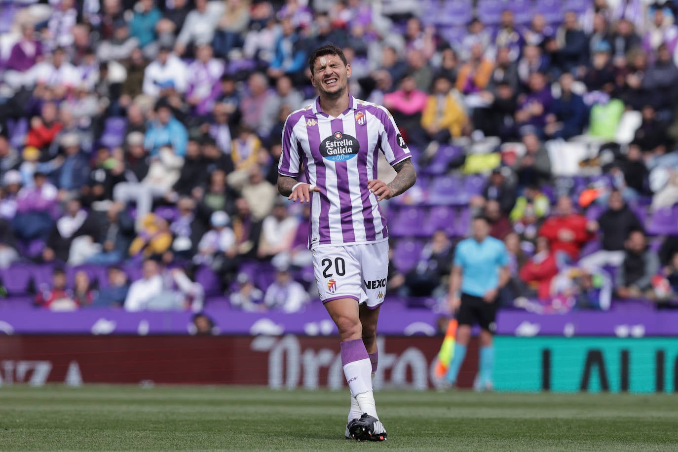 Las imágenes del partido entre el Real Valladolid y el Levante