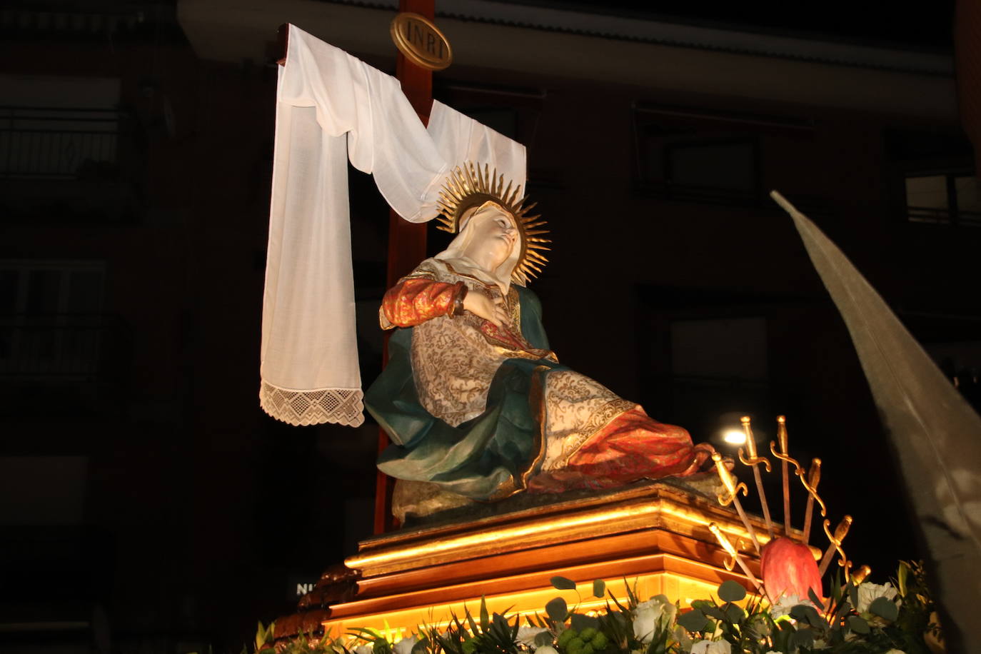 El Viernes Santo de Cuéllar, en imágenes