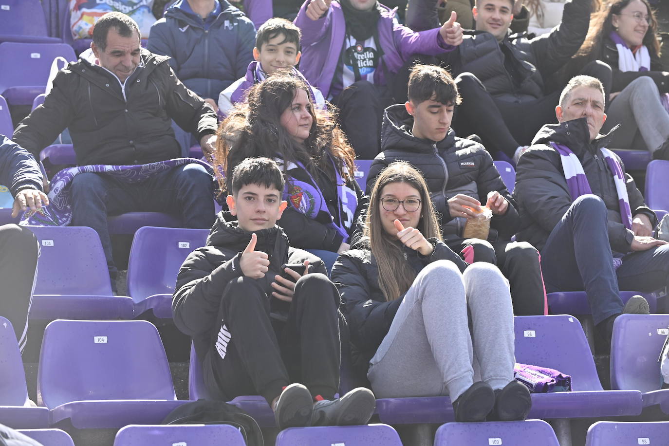 Búscate en la grada del estadio José Zorrilla (4/4)