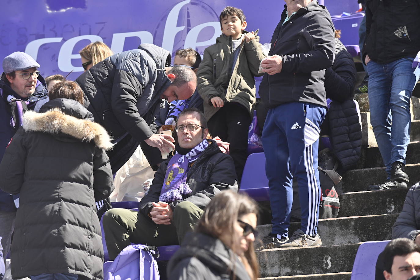 Búscate en la grada del estadio José Zorrilla (4/4)