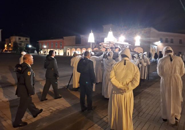 Escolta del paso del Santo Sepulcro.