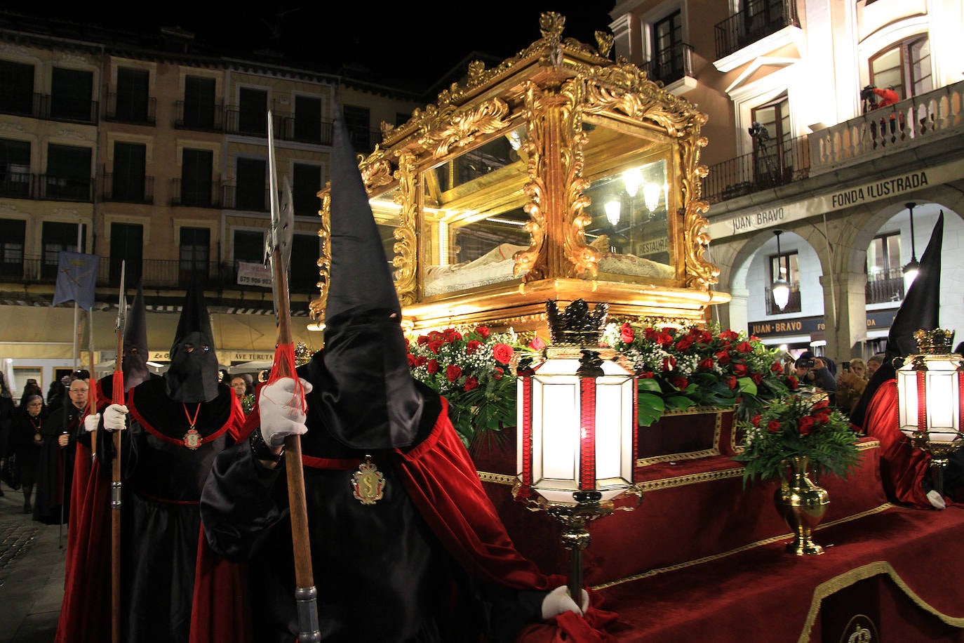 La Procesión de los Pasos en imágenes