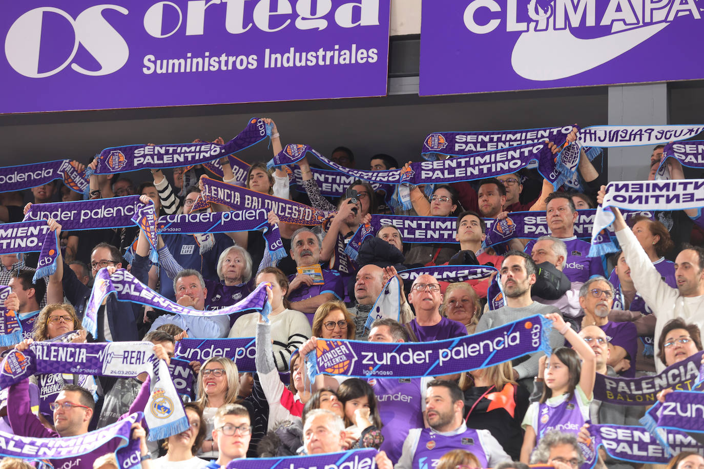 Zunder Palencia-Lenovo Tenerife: Búscate en la grada