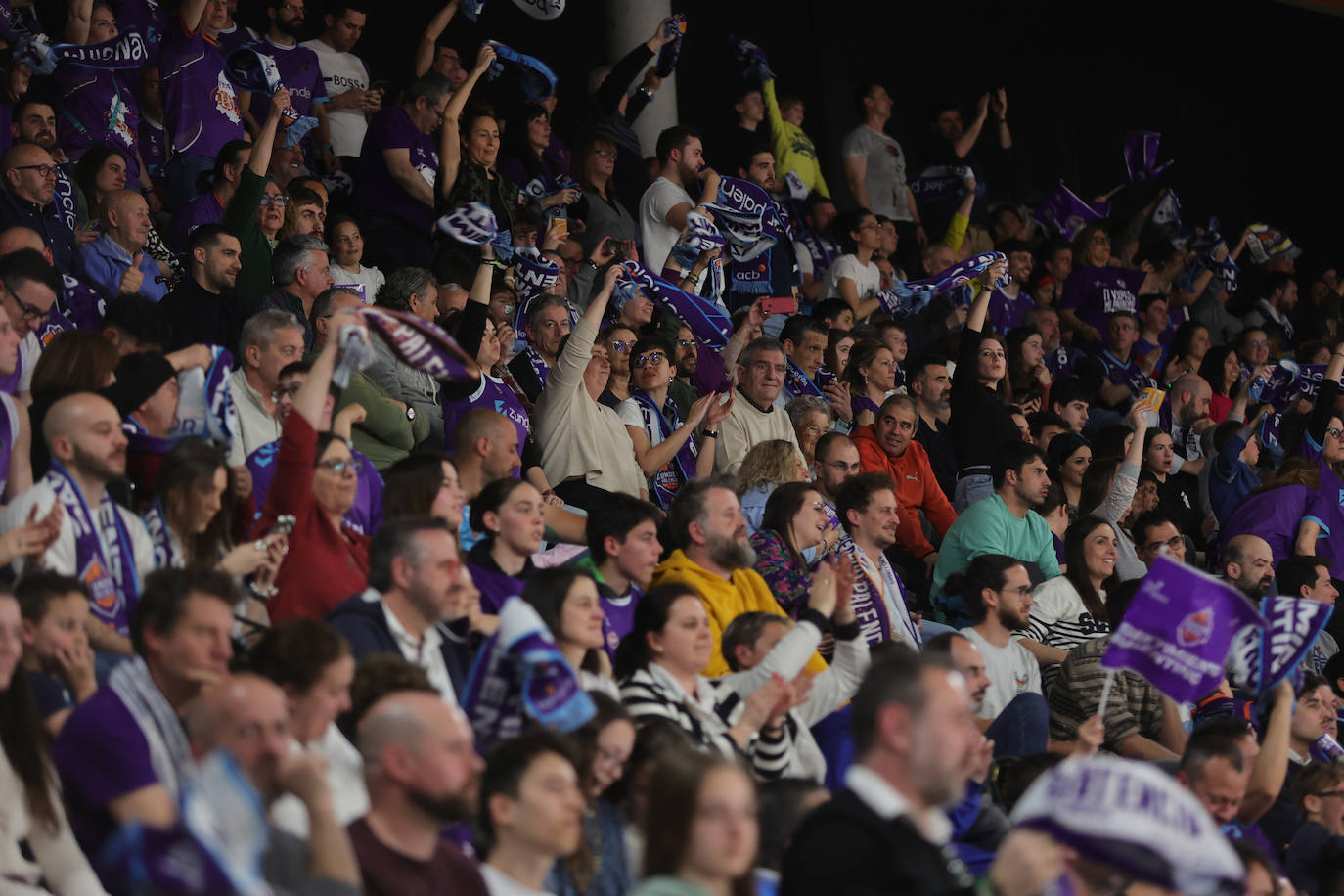 Zunder Palencia-Lenovo Tenerife: Búscate en la grada