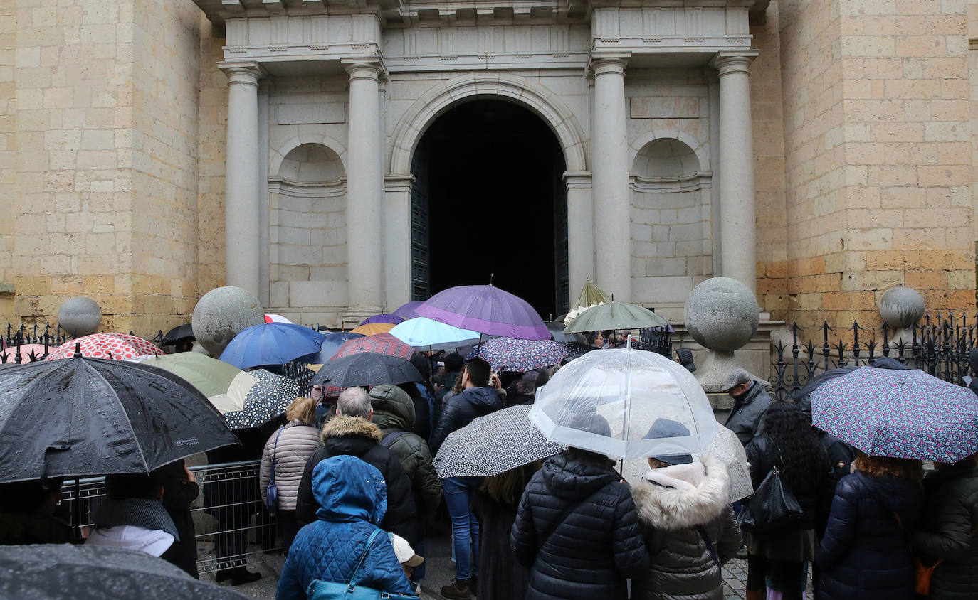 La procesión del Encuentro, en imágenes