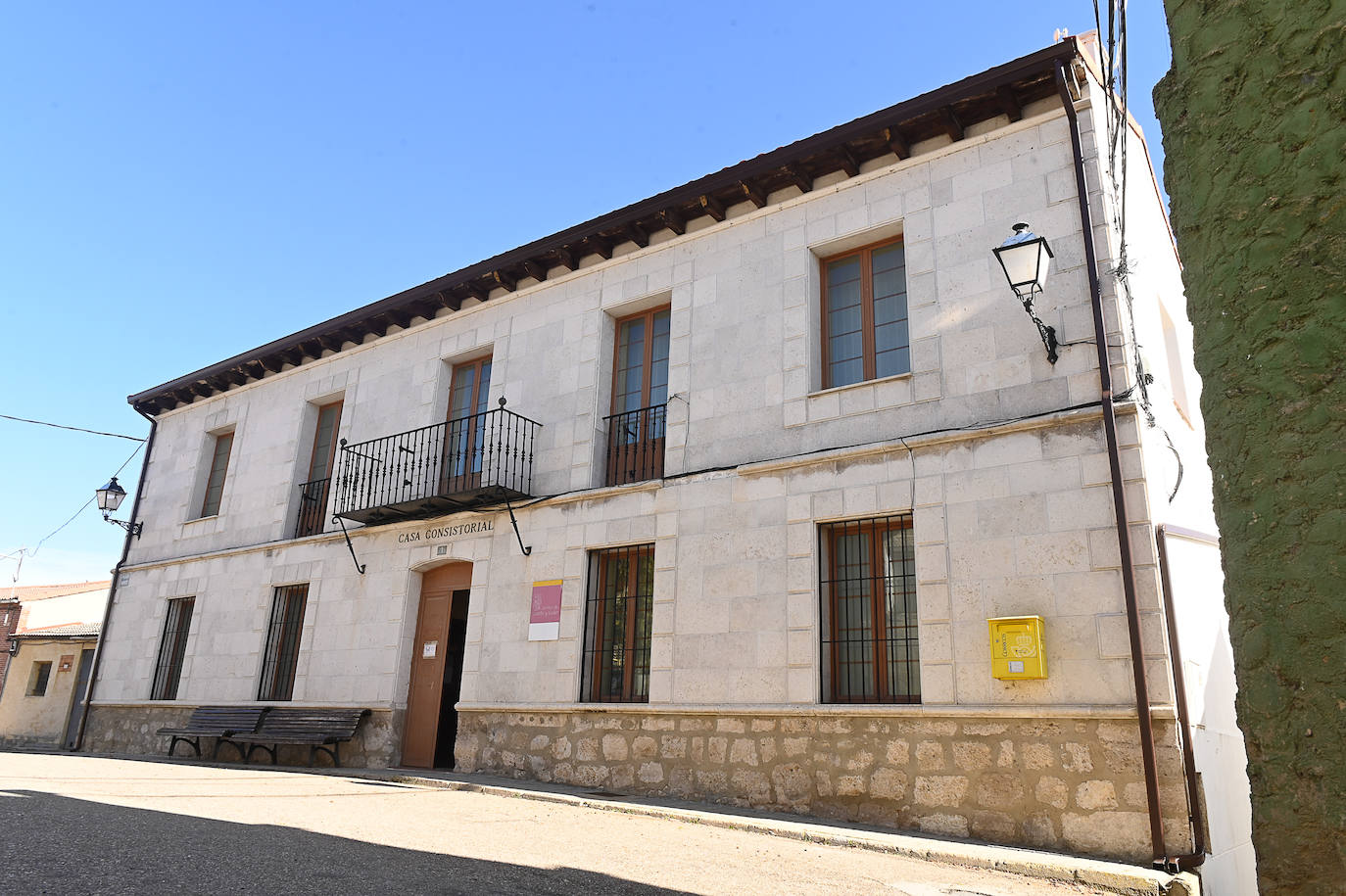 Ayuntamiento de Canillas de Esgueva.