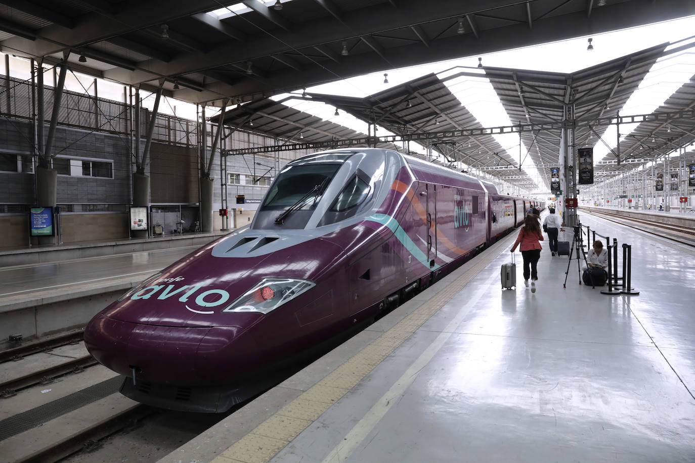 Renfe estrena Avlo el lunes en Castilla y León y dos nuevas conexiones AVE con Valencia y Murcia