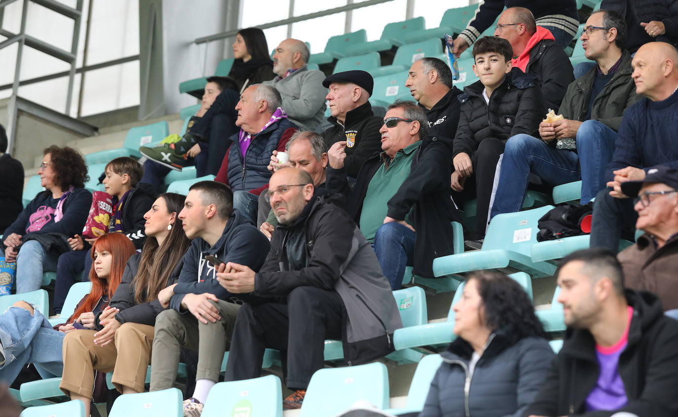 Búscate en las gradas del Palencia CF-Villaralbo