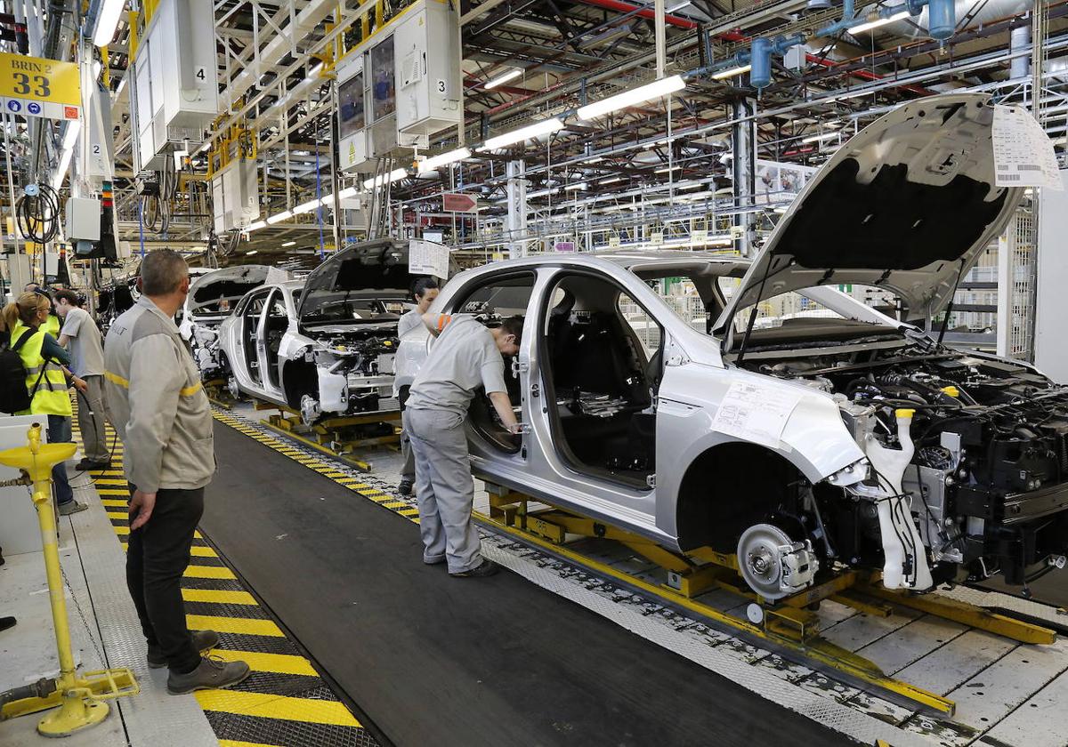 Línea de fabricación del Megane en Villamuriel, en una imagen de 2016.