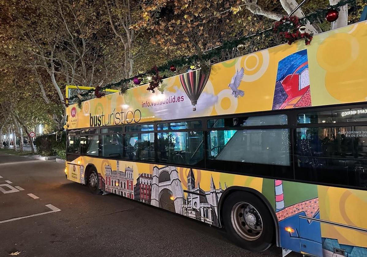 Actual autobús turístico de Valladolid, que será sustituido por uno cien por cien eléctrico.