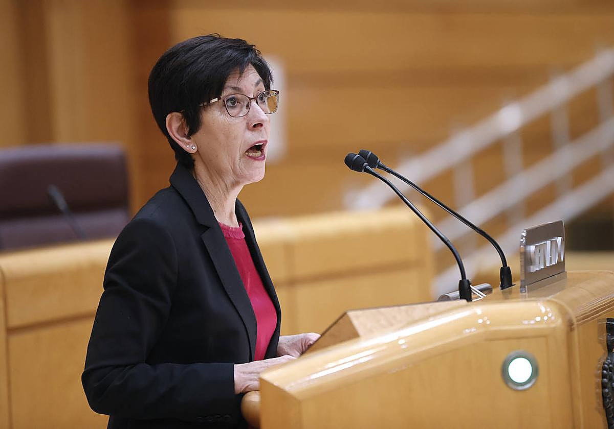 Estefanía Beltrán durante su intervención en el pleno del Senado celebrado ayer.