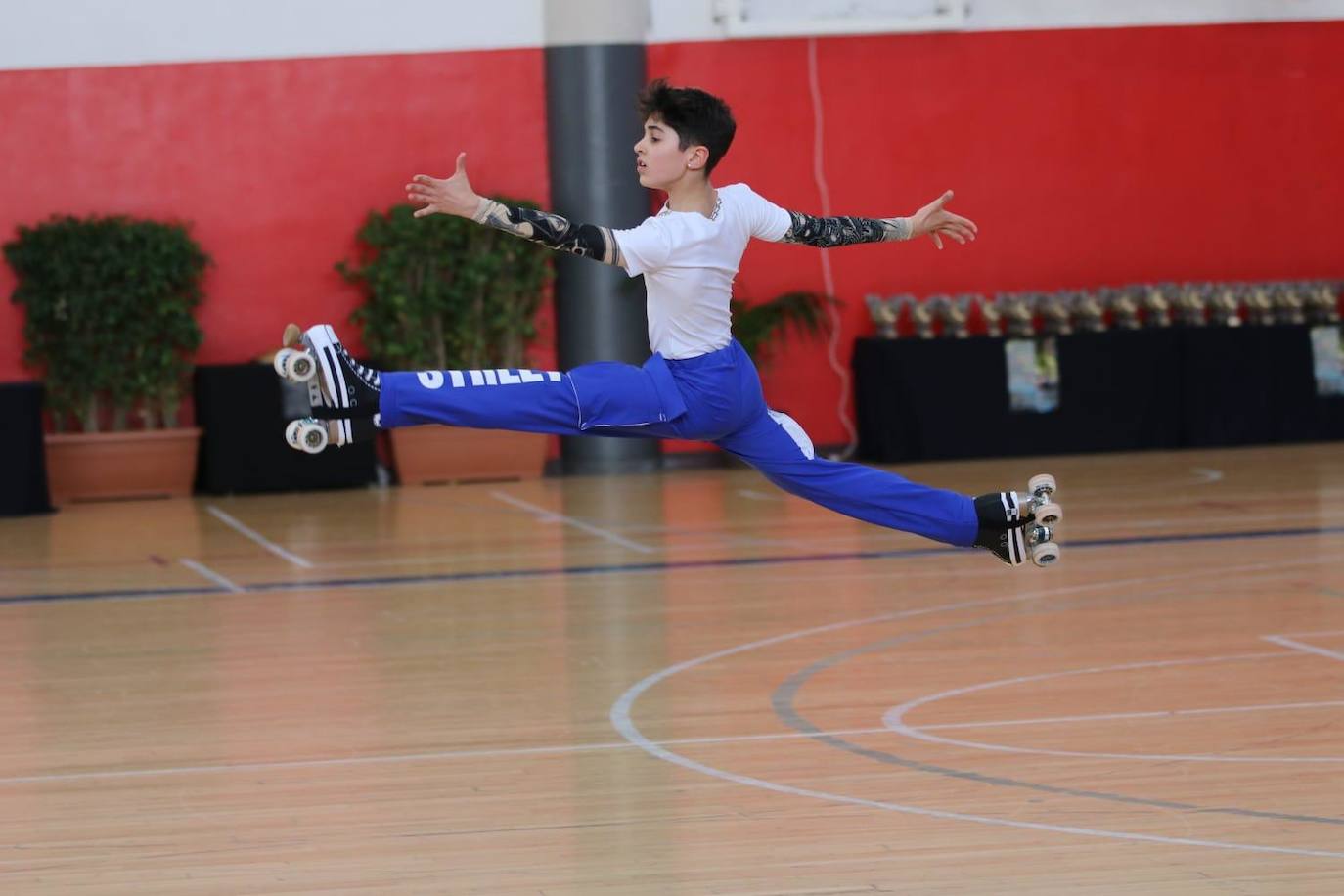 Imagen secundaria 1 - Algunos de los patinadores que participarán en la semifinal del Mundial.