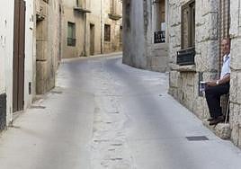 La vida rural en las calles de Fermoselle, un pueblo de la provincia de Zamora.