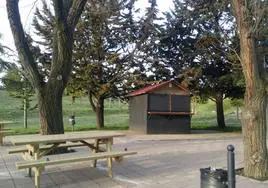 Quiosco bar del parque de la Huerta del Duque.