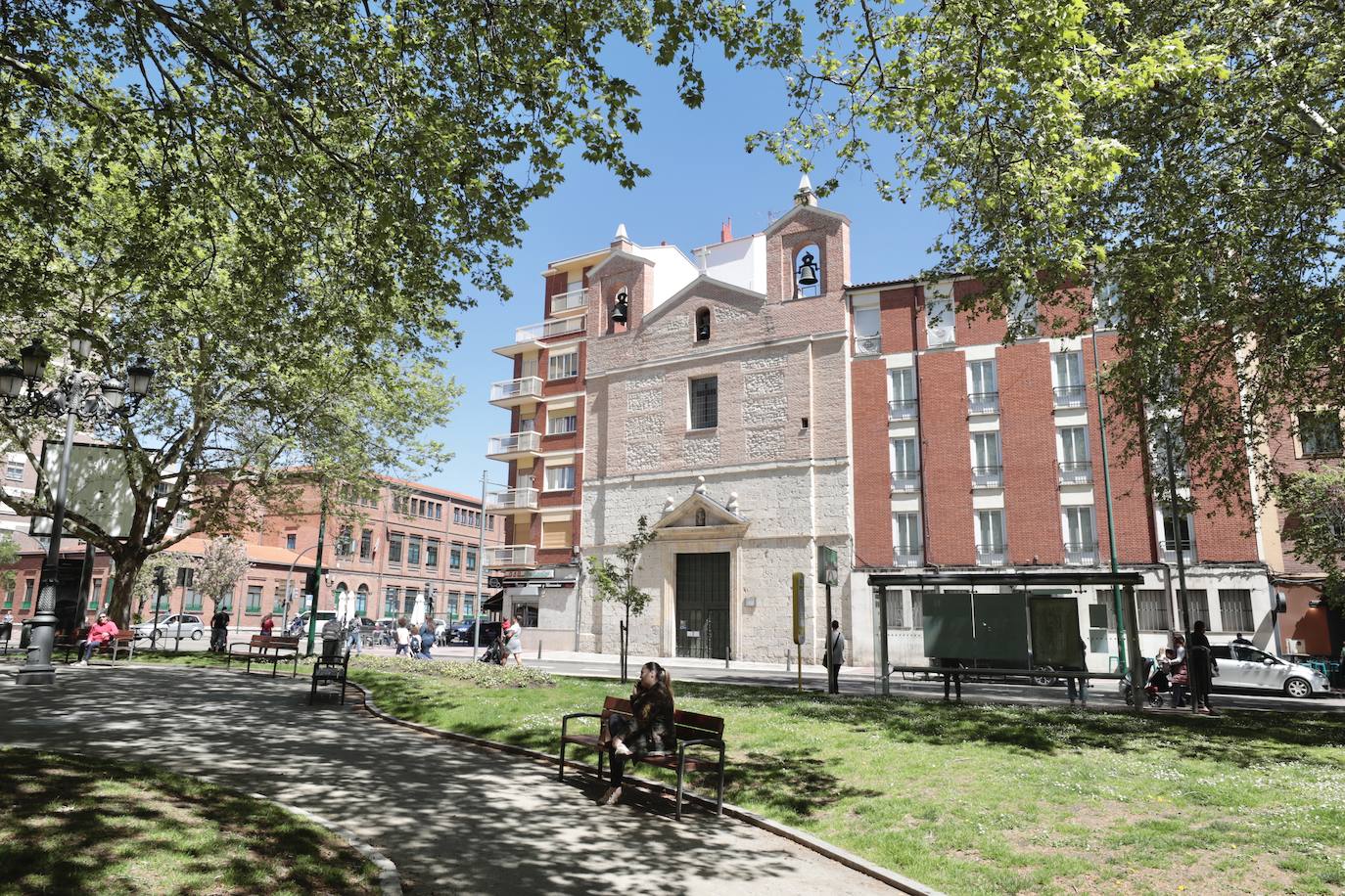 Un recorrido en imágenes por la calle Real de Burgos