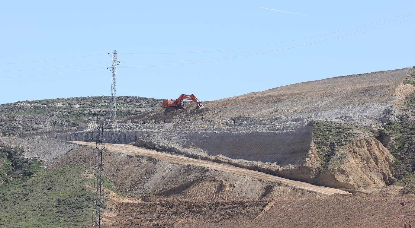 La cantera abandonada en Monzón revive con las obras del Ave