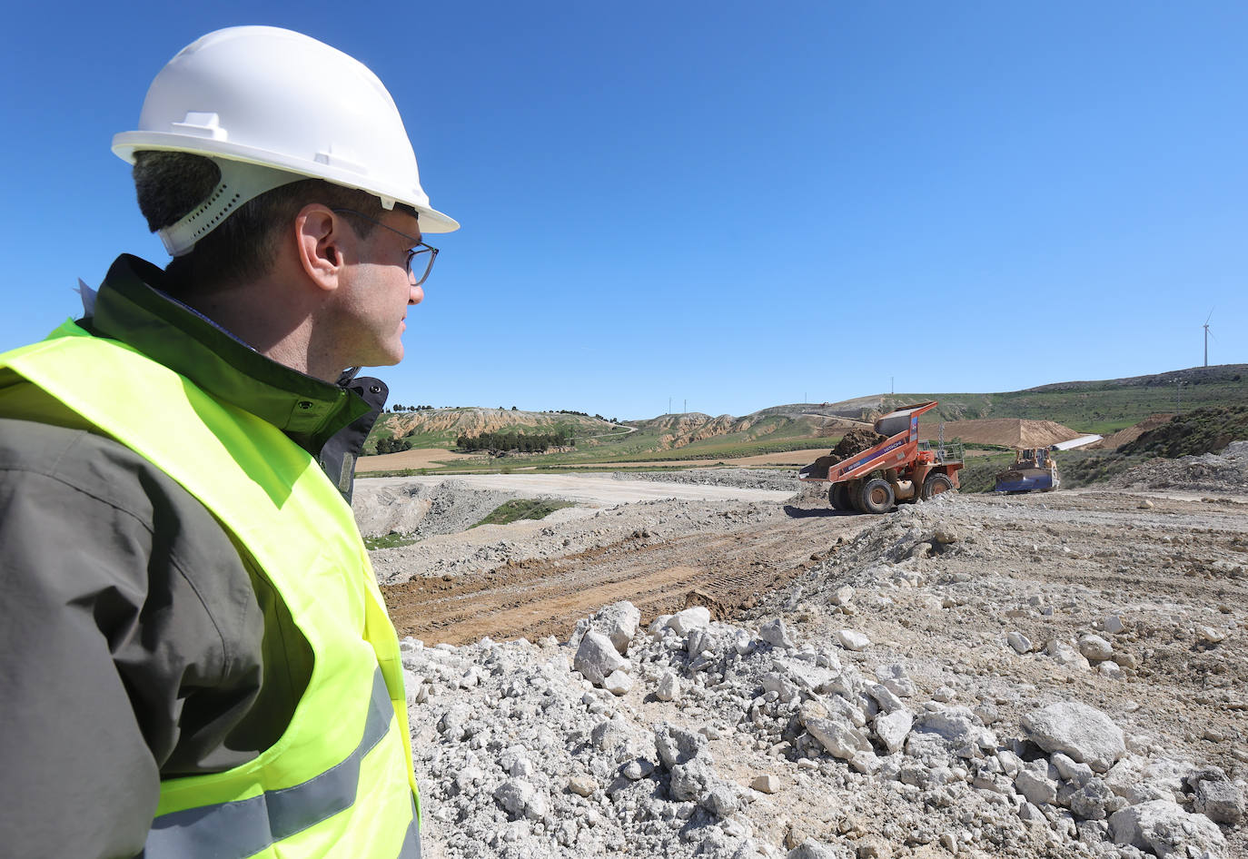 La cantera abandonada en Monzón revive con las obras del Ave