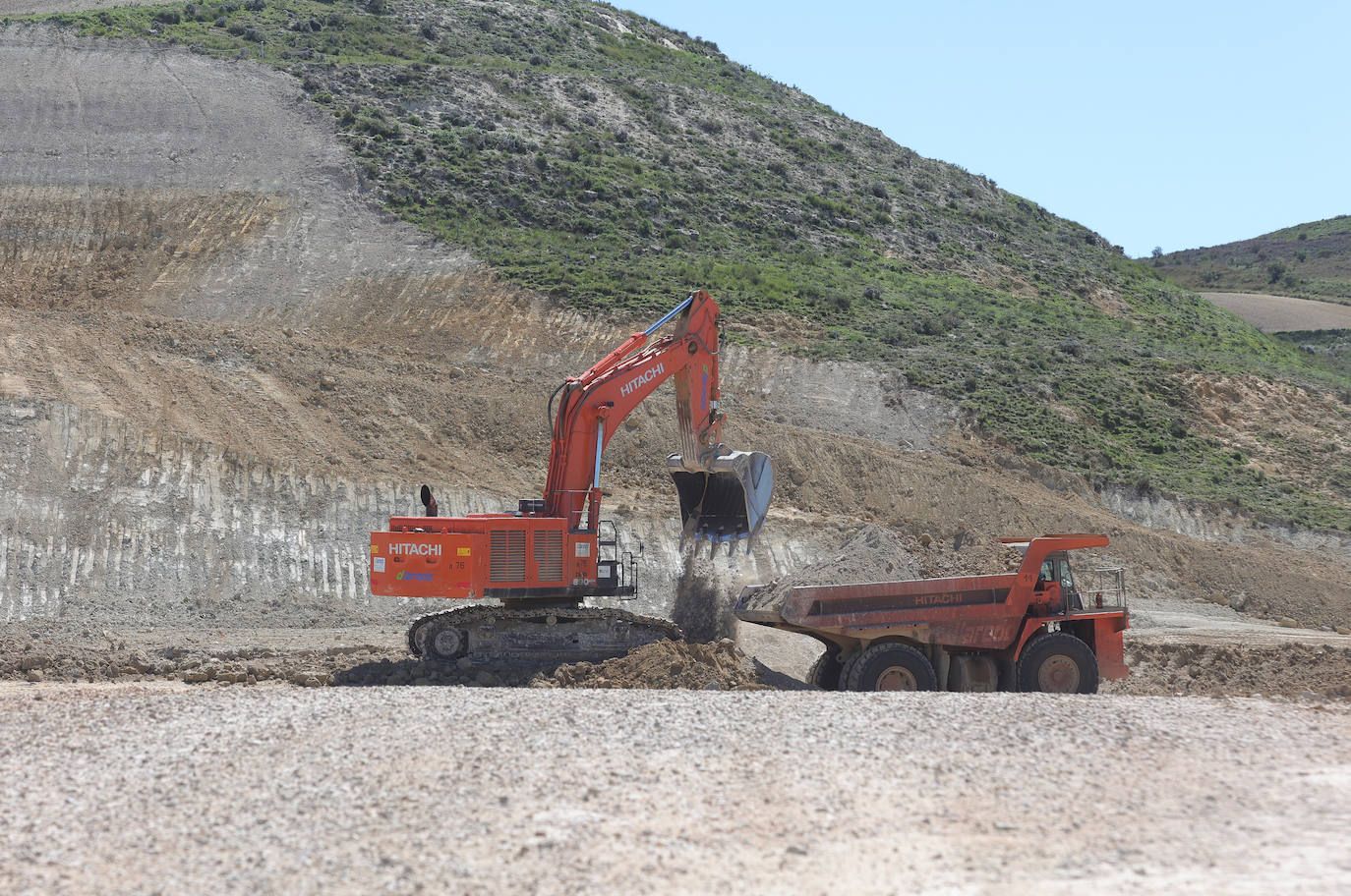 La cantera abandonada en Monzón revive con las obras del Ave